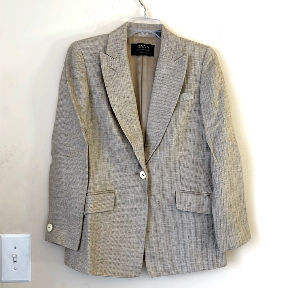 Dana Buchman Petite Beige Linen Blend Blazer One‎ Button Blazer Size 8p